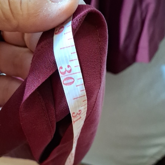 Jones New York Burgundy Long Sleeve Shirt (Can133) - Picture 4 of 7